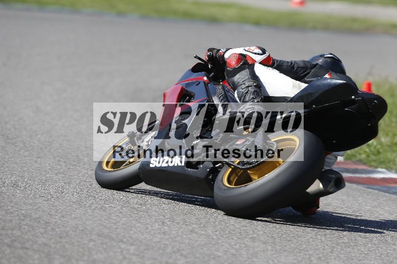 /12 30.04.2025 Speer Racing ADR/Gruppe gelb/backside